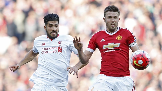 Babak pertama antara Manchester United versus Liverpool berjalan tidak menarik. Skor 0-0 menggambarkan permainan membosankan yang disajikan kedua tim.