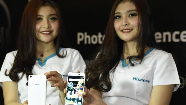 Meski bukan ponsel premium, namun Hisense PureShot+ hadir dengan desain yang terkesan mewah. Ponsel dual SIM ini juga mendukung 4G berbagai operator.