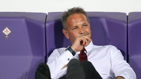 Mihajlovic Minta Milan Tetap Kalem Usai Ditekuk Bologna