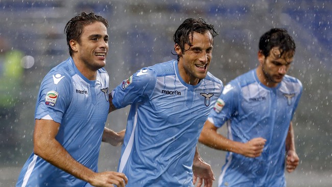 Alesandro Matri dua kali namanya dicatat di papan skor saat Lazio menjamu Udinese di Stadion Olimpico, Roma.