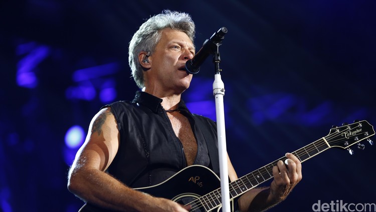 Konser Bon Jovi di Stadion Gelora Bung Karno Jakarta (11/9/2015). Reno Hastukrisnapati Widarto/detikcom.