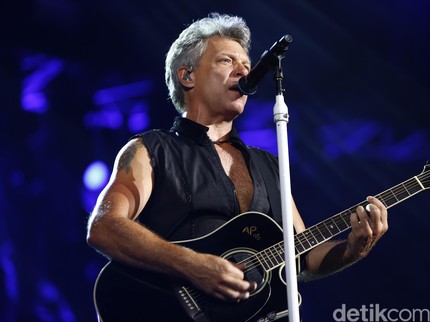 Bon Jovi & Bryan Adams Positif COVID-19, Batal Tampil di Atas Panggung Bun