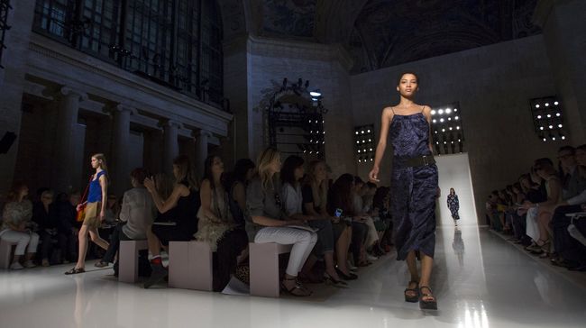 Gelaran fesyen dunia New York Fashion Week mengungkapkan bahwa mereka akan memberikan ruang ganti pribadi di belakang panggung untuk hindari pelecehan seksual.