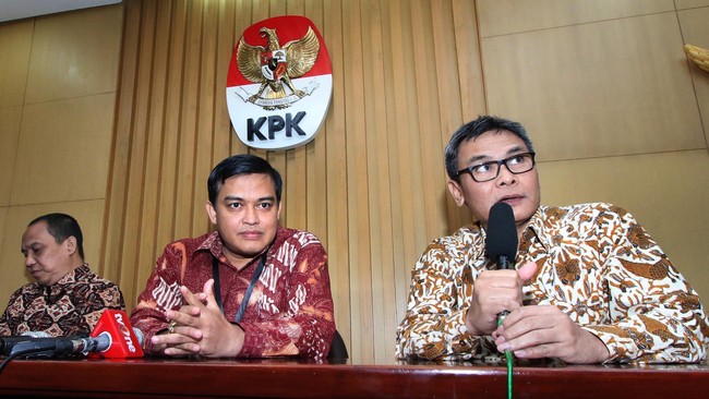 Ketua Umum PP Pemuda Muhammadiyah Dahnil Anzar Simanjuntak menyatakan revisi UU KPK yang diajukan beberapa fraksi di DPR sebagai bentuk likuidasi terhadap KPK.