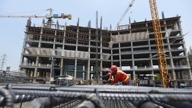 Ahok Fokus Atur Tata Pembangunan Mall bukan Moratorium