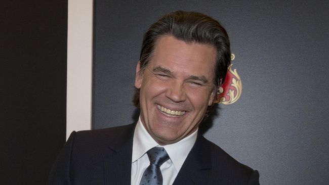 Josh Brolin, pemeran Thanos di 'Avengers: Infinity War,' ternyata juga aktor yang memerankan Cable di 'Deadpool 2' dan tiga film selanjutnya.