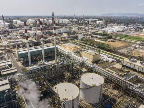 Sanksi Terbaru AS ke Iran Tahan Harga Minyak Tetap Tinggi