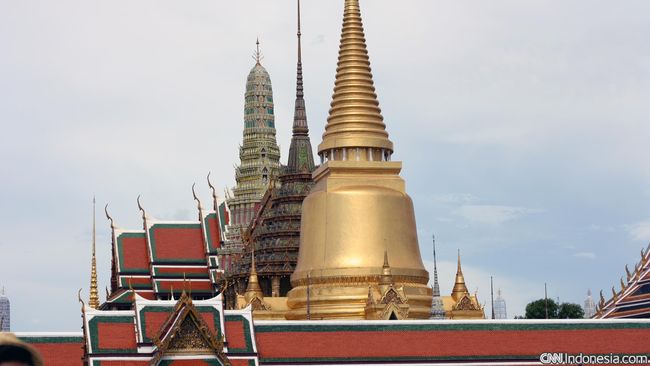Selain kawasan belanja Chatucak, Grand Palace bisa dijadikan salah satu tempat untuk berwisata yang seru di Bangkok, Thailand.