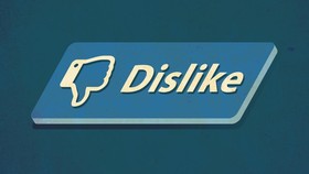 Menunggu Tombol Dislike di Facebook