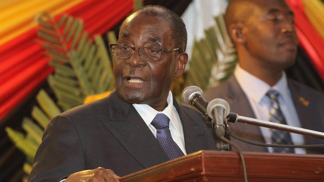 Usai didera protes massal, pemerintah Zimbabwe membatalkan rencana pemecatan ribuan lapangan pekerjaan Pegawai Negeri Sipil dan pemotongan upah.
