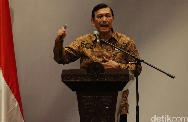 Presiden Joko Widodo menegaskan dirinya tidak akan meminta maaf kepada para korban Gerakan 30 September 1965. Yes or No?