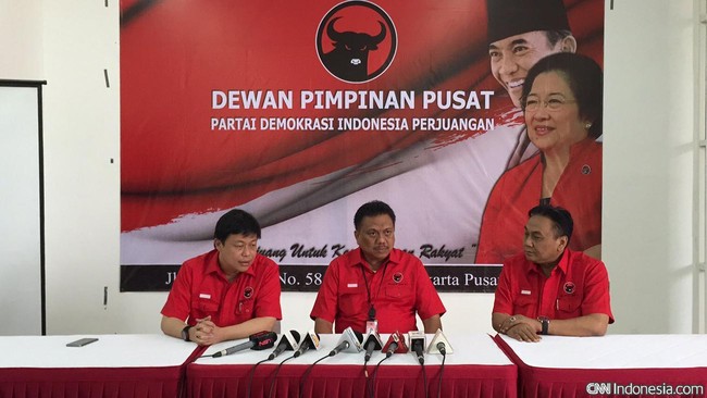 Empat pimpinan yang tersisa dinilai dapat menunjuk salah satu dari mereka menjadi pelaksana tugas ketua DPR.