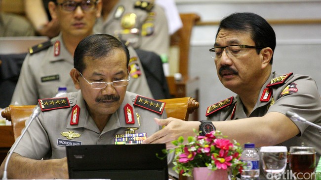 Presiden Jokowi pernah menyatakan akan mempertimbangkan usulan agar dirinya mengeluarkan SP3 untuk perkara Bambang. 