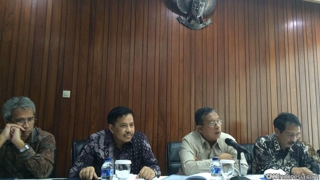 Fed Rate diputuskan naik atau tidak, Menko Perekonomian Darmin Nasution menilainya hanya menguntungkan Amerika Serikat saja.