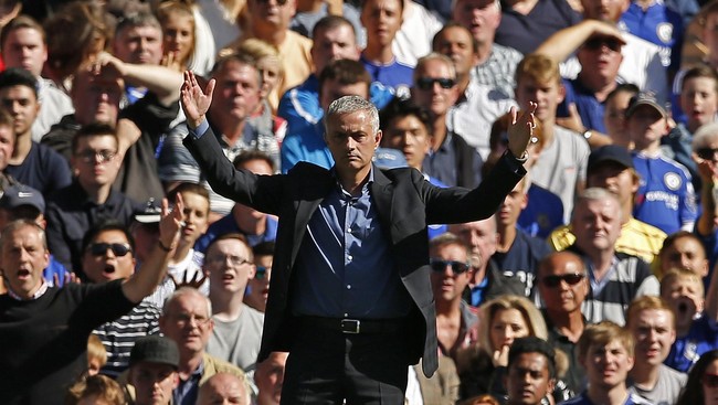 Usai keberhasilan Chelsea mengalahkan Arsenal, Jose Mourinho kembali menyerang Arsene Wenger, kali ini dengan cara yang halus.
