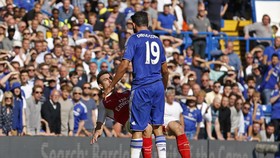 FA Tuduh Diego Costa dan Gabriel Paulista Bersalah