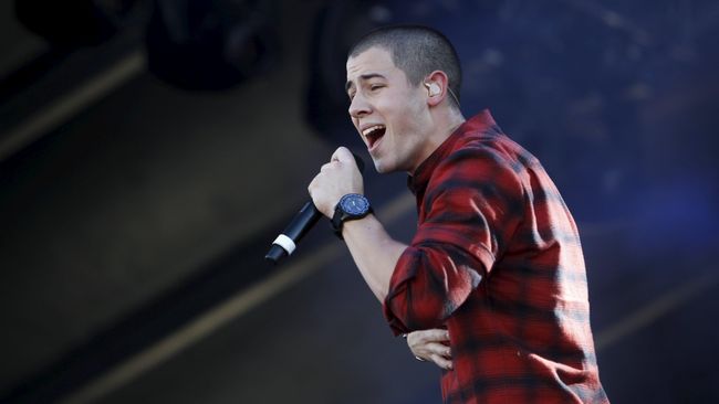 Nick Jonas genap berusia 24 tahun pada Sabtu (16/9) lalu. Sebagai bentuk perayaan hari bahagianya itu, ia merilis video musik baru dari lagunya, 'Find You.'