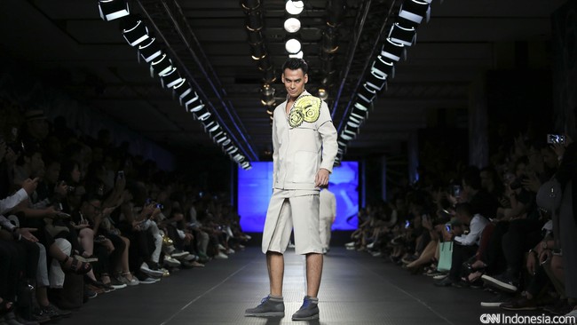 Gaya Urban Casual Danjyo Hyoji yang Berkarakter