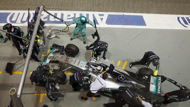 Perseteruan Mercedes vs Ferrari bisa berlanjut ke ranah pengadilan setelah calon mekanik baru Ferrari dituduh terlibat pencurian data.