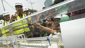 Jokowi Tinjau Pengeboran Terowongan MRT