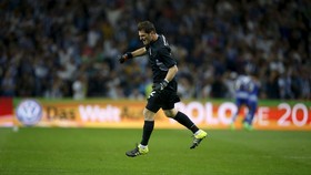 Iker Casillas Bikin Rekor Lagi