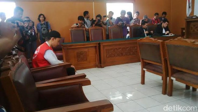 Jaksa Penuntut Umum menyebut pelaku tak hanya memiliki alasan membunuh, namun juga mempunyai keinginan untuk memiliki barang-barang Tata.