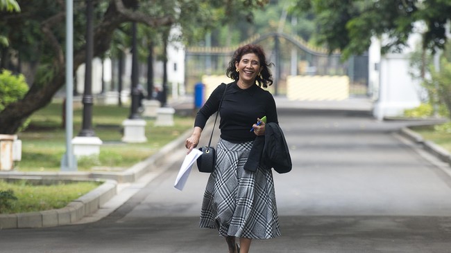 Menteri Kelautan dan Perikanan, Susi Pudjiastuti menjanjikan insentif lainnya bagi pelaku industri galangan kapal guna memperluas pengembangan bisnisnya.