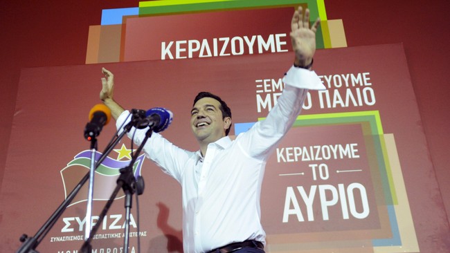 Beban berat yang sama masih menanti Tsipras, yaitu memulihkan perekonomian Yunani yang anjlok dan mengatasi krisis imigran.