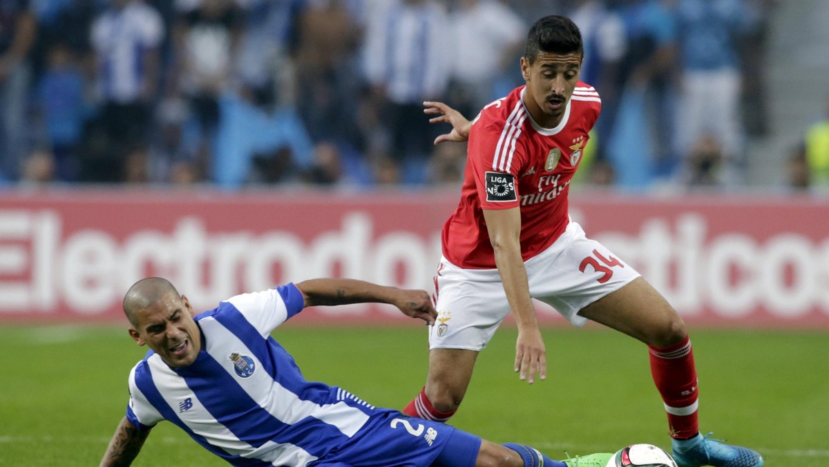 Foto-foto Terbaik Laga Keras FC Porto vs Benfica