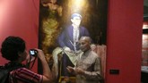 Seabad Basoeki Abdullah dalam Buai Tujuh Ruang Keindahan yang tersaji dalam pameran 100 Tahun Rayuan Basoeki Abdullah merayu para pencinta seni untuk mengapresiasi karya sang maestro.