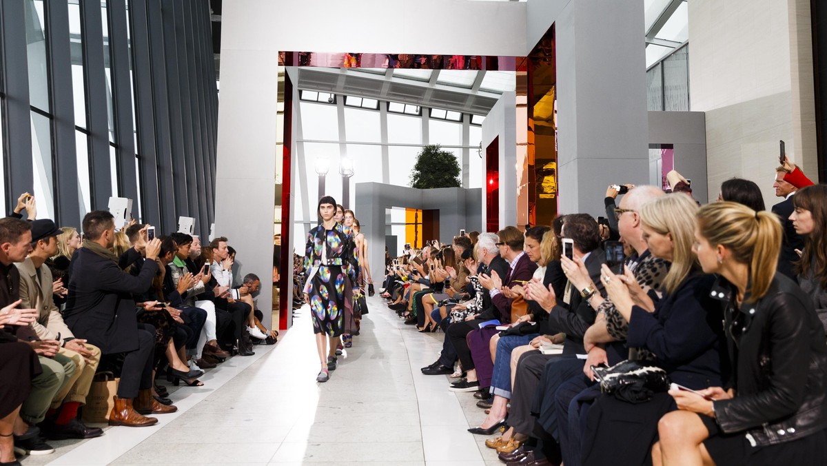 Balada Hidup Christopher Kane di London Fashion Week