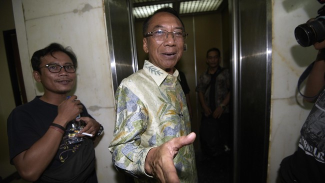 Dalam sepakan, Jero Wacik bisa tiga kali pijat menghabiskan dana hingga Rp2 juta. Dalam sepekan, Jero ditunjang dana operasional Rp10 juta.