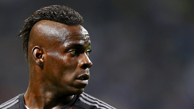 Roberto Mancini menganggap Mario Balotelli sebagai pesepakbola paling kontroversial yang pernah dilatihnya. Mancini berharap Balotelli sukses bersama Nice.