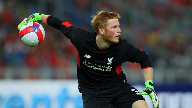 Adam Bogdan, 27, berpeluang melakoni laga debut profesionalnya bersama Liverpool dan menunjukkan bahwa ia mampu menggeser Simon Mignolet.