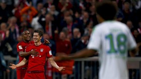 Sembilan Menit dan Lima Gol Lewandowski dalam Bidikan Kamera