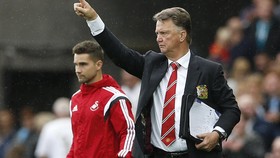 Louis van Gaal 'Membalas' Paul Scholes