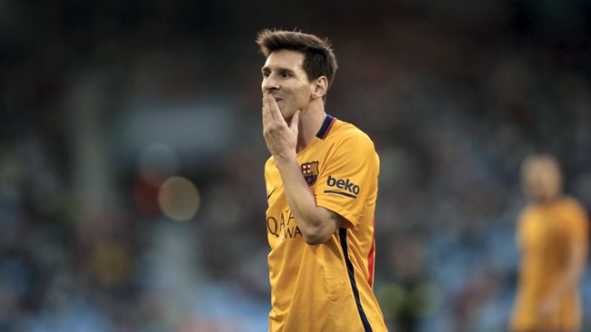 Pelatih Barcelona, Luis Enrique, enggan membicarakan pembicaraan penting yang ia lakukan dengan Lionel Messi sebelum laga El Clasico.