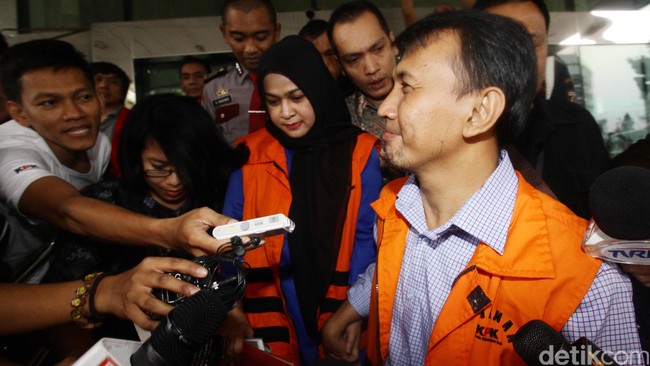 Gubernur nonaktif Sumatera Utara, Gatot Pujo bersaksi untuk terdakwa kasus suap panitera PTUN Medan, Syamsir Yusfan 