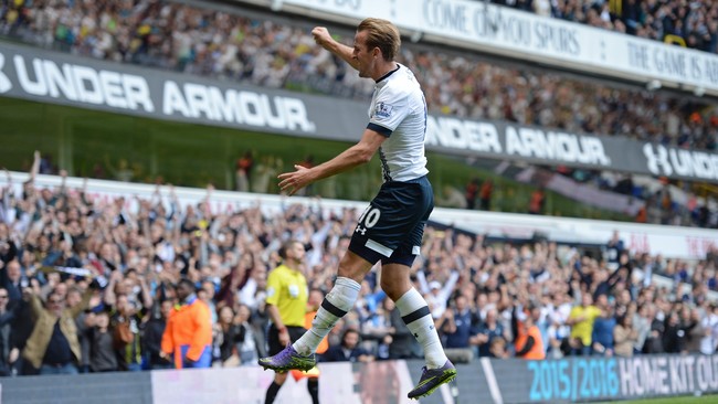 Harry Kane berhasil mencetak dua gol namun ia tetap ditertawakan karena 'kegagalan luar biasa' yang ia lakukan di depan gawang West Ham.