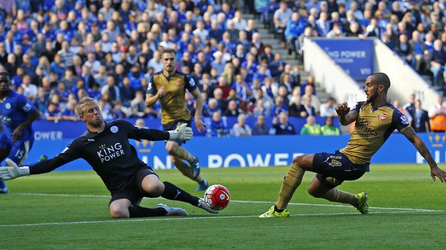 Selama 13 pekan Liga Premier Inggris, pemuncak klasemen sementara Leicester City telah kebobolan 20 kali dan hanya dua pertandingan yang berhasil cleansheet.