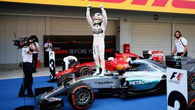 Hamilton Juara GP Austria, Rekan Setim Rio Raih Poin