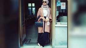 H&M Tampilkan Model Muslim Berhijab Pertamanya