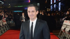 Gary Neville Tak Tertarik Latih Manchester United