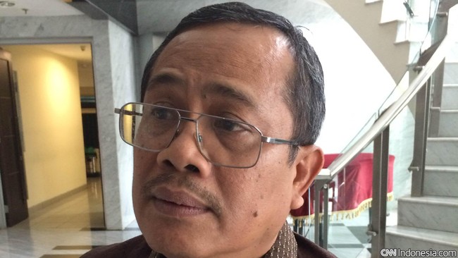 Namun BKPM menyatakan belum puas dengan pemangkasan waktu perizinan sektor tenaga listrik menjadi 256 hari dari sebelumnya 932 hari.
