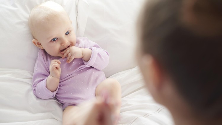 Nama bayi laki-laki dan perempuan ini mengandung arti indah yang bisa Bunda rangkai menjadi satu doa yang mengiringi si kecil hingga dewasa.