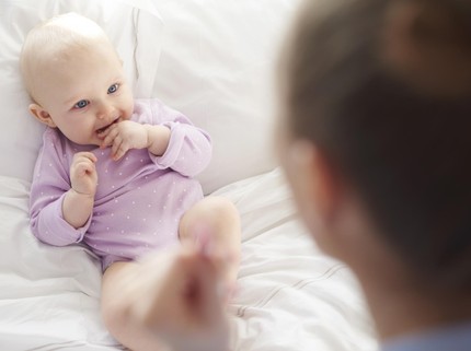 20 Nama Bayi Bermakna Keberuntungan dan Takdir