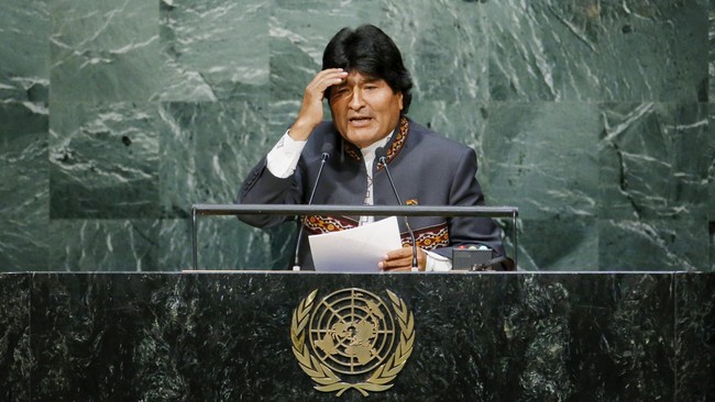 Presiden Bolivia, Evo Morales kalah dalam referendum yang bertujuan untuk mengubah konstitusi agar dia tetap bertahan di tampuk kepemimpinan negara itu.