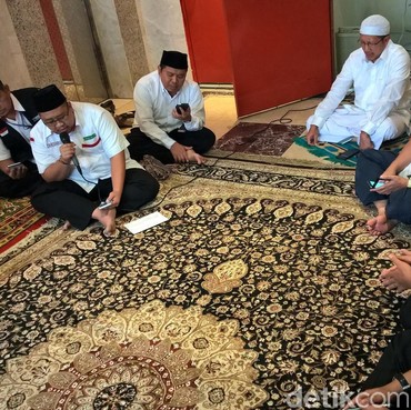 Bacaan Surat Yasin, Tahlil dan Doa Arwah Lengkap Arab, Latin & Tafsir Bahasa Indonesia