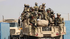 Taliban Kepung Kota di Afghanistan, Inggris Turunkan Pasukan
