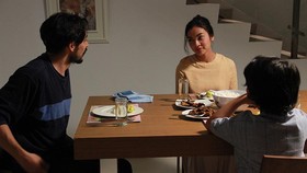 Dari Istri 'Soekarno' ke Peran Ibu yang Menantang